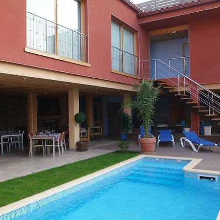 Hotel La Placa Garriguella Zewnętrze zdjęcie