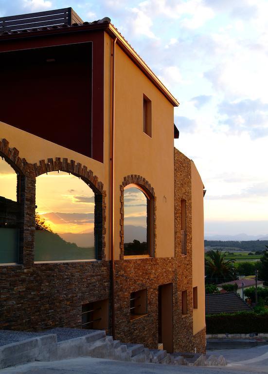 Hotel La Placa Garriguella Zewnętrze zdjęcie