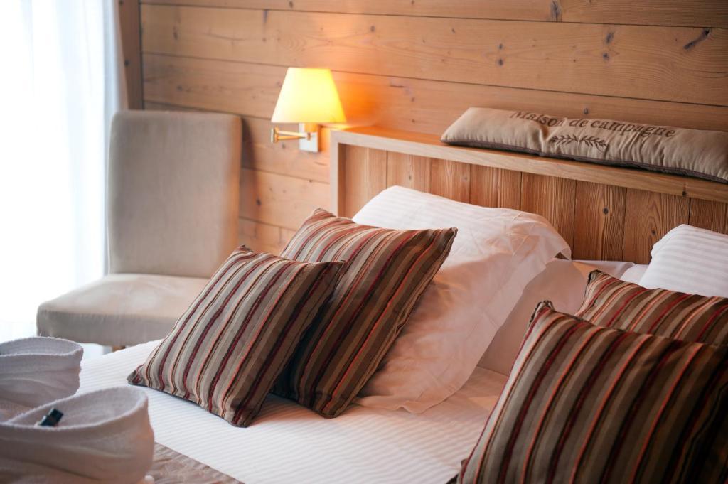 Hotel La Placa Garriguella Pokój zdjęcie
