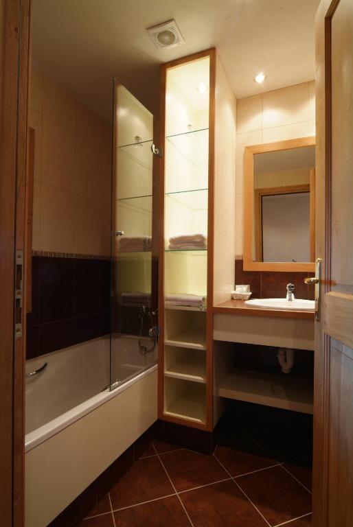 Hotel La Placa Garriguella Pokój zdjęcie